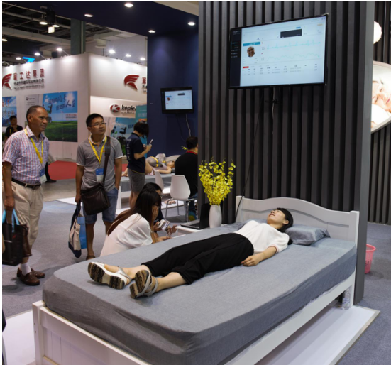 上海養老展 格蘭莫爾攜智能健康養老系統登陸(圖2) 上海養老展 格蘭莫爾攜智能健康養老系統登陸(圖2)