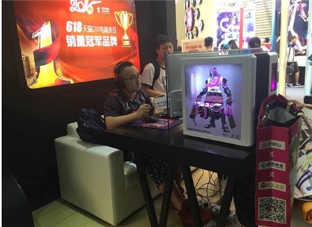 2016ChinaJoy展覽會(huì),京天華盛參展現(xiàn)場(chǎng)火爆(圖4) 2016ChinaJoy展覽會(huì)京天華盛參展現(xiàn)場(chǎng)火爆直播