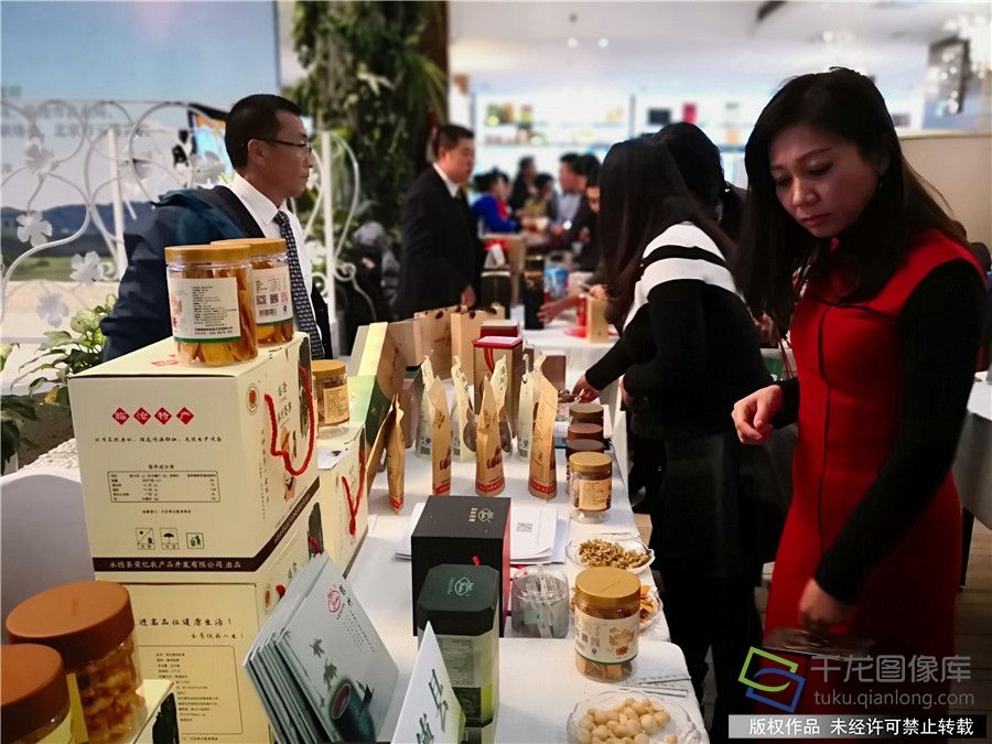 永不閉幕的展銷會 云南臨滄綠色產品在京辦起(圖1) 永不閉幕的展銷會 云南臨滄綠色產品在京辦起(圖1)