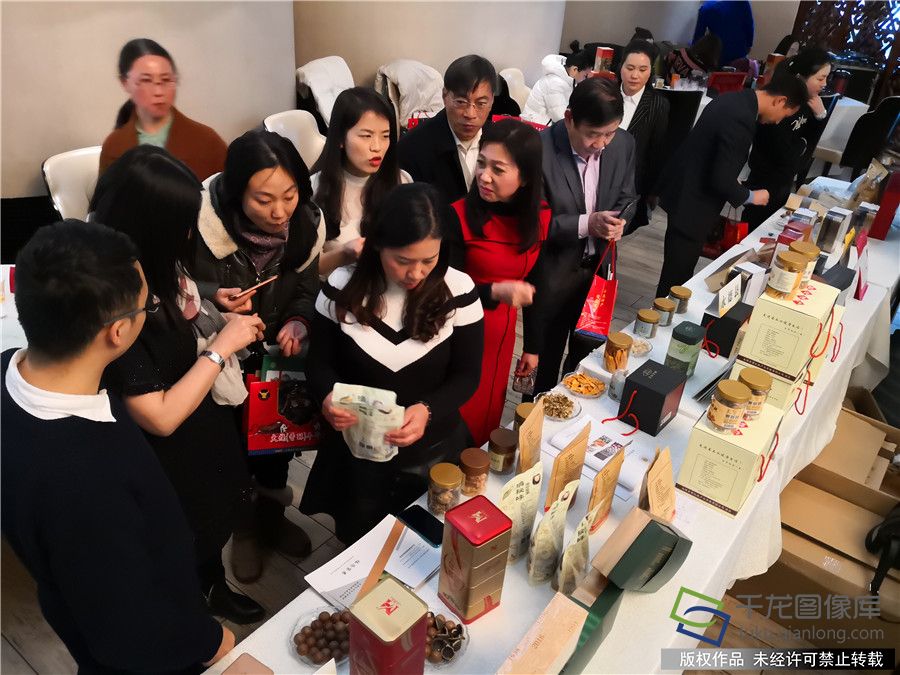 永不閉幕的展銷會 云南臨滄綠色產品在京辦起(圖2) 永不閉幕的展銷會 云南臨滄綠色產品在京辦起(圖2)