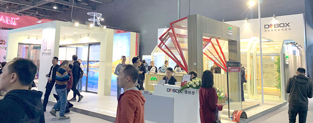 穿超時空展臺設(shè)計風(fēng)格(圖1)